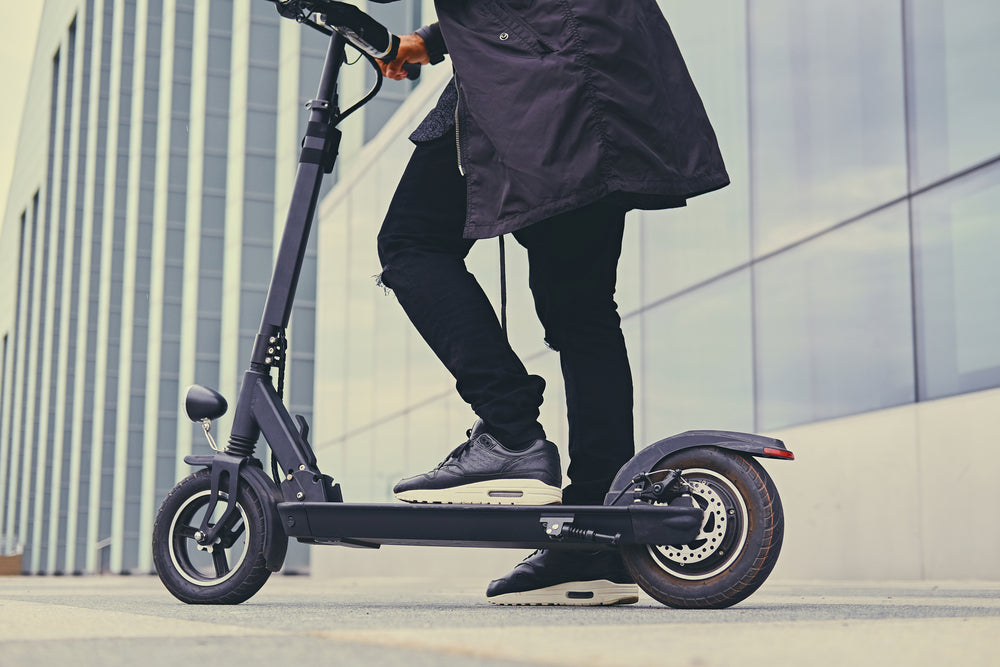 Safety Tips For Riding A Electric Scooter – HILEY RIDER